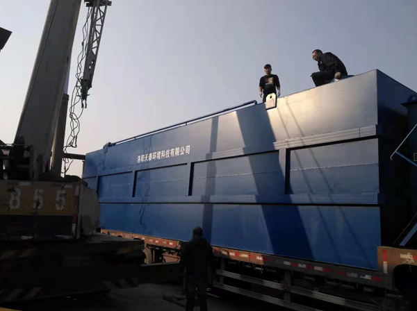 大(dà)型一(yī)體(tǐ)化(huà)污水(shuǐ)處理(lǐ)設備 大(dà)型一(yī)體(tǐ)化(huà)污水(shuǐ)處理(lǐ)設備