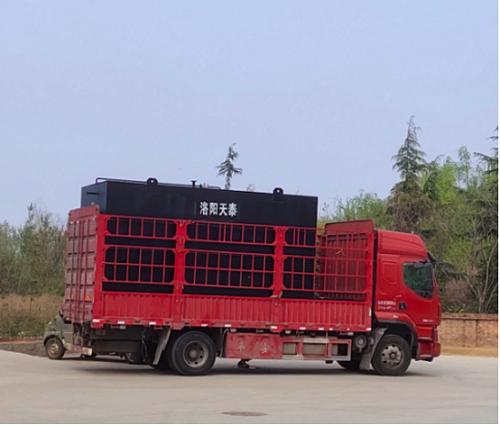 污水(shuǐ)處理(lǐ)設備生(shēng)産廠(chǎng)家(jiā):釀酒廠(chǎng)污水(shuǐ)處理(lǐ)設備 污水(shuǐ)處理(lǐ)設備生(shēng)産廠(chǎng)家(jiā):釀酒廠(chǎng)污水(shuǐ)處理(lǐ)設備